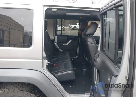 2018 Jeep Wrangler Jk Unlimited Rubicon 4X4 z USA, uszkodzony, nr VIN 1C4HJWFG0JL897005